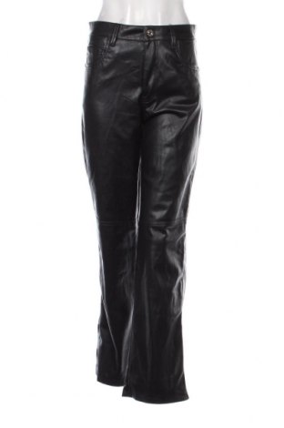 Pantaloni de femei Bershka, Mărime M, Culoare Negru, Preț 47,70 Lei