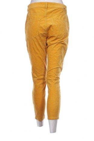 Дамски панталон Cambio, Размер M, Цвят Жълт, Цена 84,60 лв.