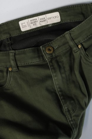 Дамски панталон Esmara, Размер M, Цвят Зелен, Цена 14,78 лв.