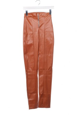 Дамски панталон Femme Luxe, Размер XS, Цвят Оранжев, Цена 15,18 лв.