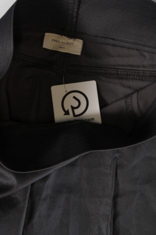 Pantaloni de femei Free Quent, Mărime S, Culoare Gri, Preț 26,97 Lei