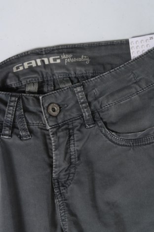 Дамски панталон Gang, Размер XS, Цвят Сив, Цена 54,60 лв.