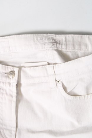 Дамски панталон Gerry Weber, Размер L, Цвят Бял, Цена 47,61 лв.