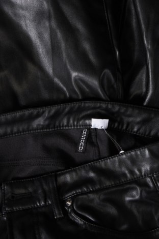 Pantaloni de femei H&M Divided, Mărime M, Culoare Negru, Preț 116,15 Lei