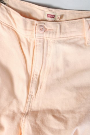 Дамски панталон Levi's, Размер S, Цвят Бежов, Цена 45,56 лв.