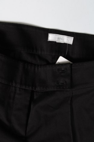 Pantaloni de femei Mango, Mărime M, Culoare Negru, Preț 52,99 Lei