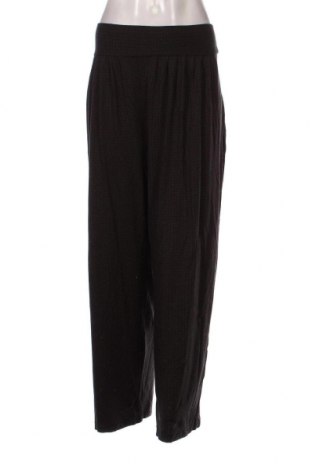 Γυναικείο παντελόνι Marks & Spencer, Μέγεθος XL, Χρώμα Πολύχρωμο, Τιμή 6,63 €