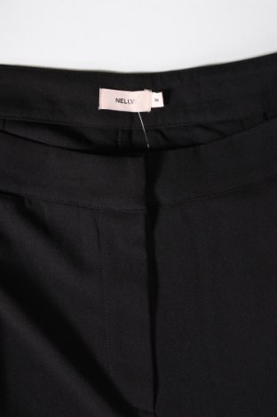 Pantaloni de femei Nelly, Mărime M, Culoare Negru, Preț 61,18 Lei