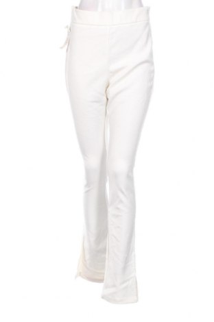 Дамски панталон Nelly, Размер M, Цвят Бял, Цена 42,90 лв.