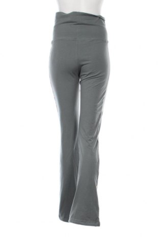 Дамски панталон ONLY, Размер S, Цвят Зелен, Цена 14,88 лв.