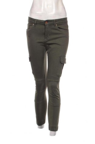 Дамски панталон ONLY, Размер M, Цвят Зелен, Цена 15,50 лв.