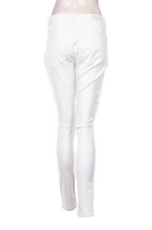Γυναικείο παντελόνι ONLY, Μέγεθος XXL, Χρώμα Λευκό, Τιμή 11,19 €