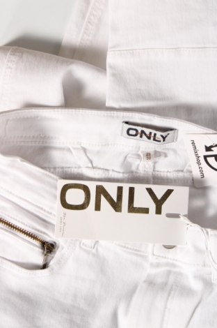 Pantaloni de femei ONLY, Mărime M, Culoare Alb, Preț 91,78 Lei