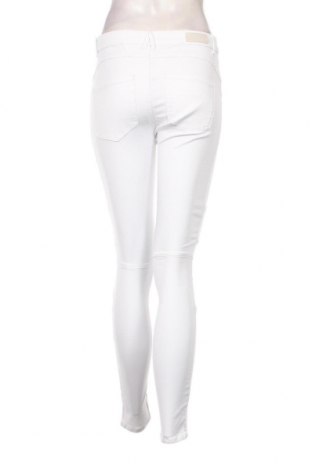 Damenhose ONLY, Größe M, Farbe Weiß, Preis 10,55 €