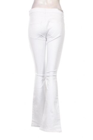 Damenhose ONLY, Größe M, Farbe Weiß, Preis € 12,78