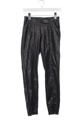 Дамски панталон ONLY, Размер XS, Цвят Черен, Цена 8,64 лв.