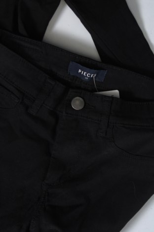 Дамски панталон Pieces, Размер XS, Цвят Черен, Цена 7,56 лв.
