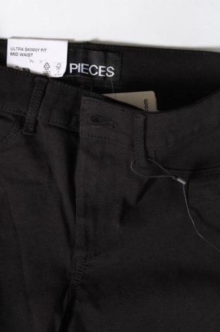 Γυναικείο παντελόνι Pieces, Μέγεθος S, Χρώμα Μαύρο, Τιμή 7,99 €