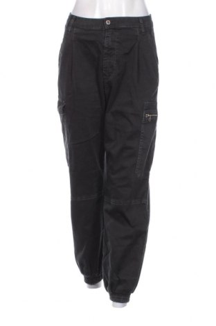 Pantaloni de femei Please, Mărime S, Culoare Negru, Preț 470,15 Lei