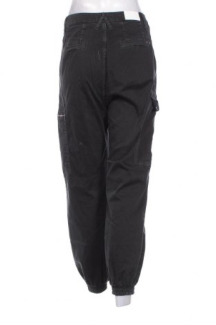 Pantaloni de femei Please, Mărime S, Culoare Negru, Preț 470,15 Lei