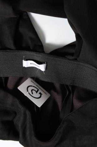 Dámske nohavice Reserved, Veľkosť L, Farba Čierna, Cena  4,60 €