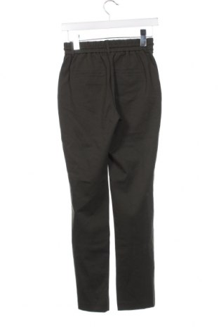 Дамски панталон S.Oliver, Размер XXS, Цвят Зелен, Цена 12,30 лв.