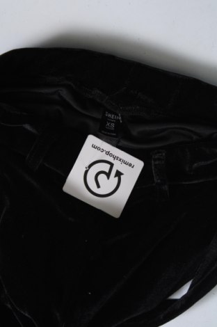 Damenhose SHEIN, Größe XS, Farbe Schwarz, Preis 14,89 €