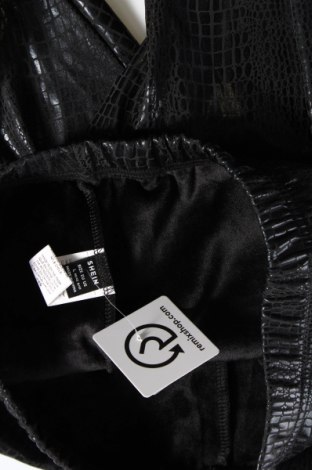 Damenhose SHEIN, Größe L, Farbe Schwarz, Preis 6,05 €