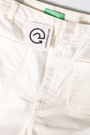 Дамски панталон United Colors Of Benetton, Размер M, Цвят Бял, Цена 18,60 лв.