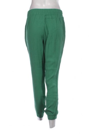 Pantaloni de femei United Colors Of Benetton, Mărime M, Culoare Verde, Preț 44,72 Lei