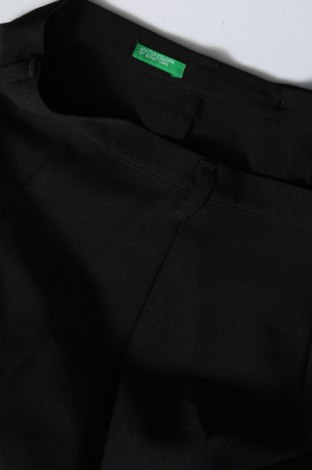 Damskie spodnie United Colors Of Benetton, Rozmiar L, Kolor Czarny, Cena 63,23 zł