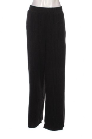 Pantaloni de femei Urban Classics, Mărime XL, Culoare Negru, Preț 65,86 Lei