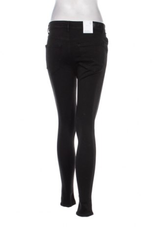 Pantaloni de femei Vero Moda, Mărime M, Culoare Negru, Preț 203,95 Lei