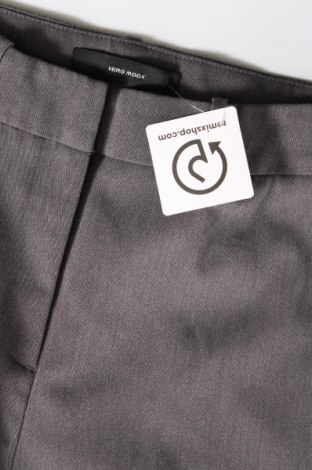 Γυναικείο παντελόνι Vero Moda, Μέγεθος M, Χρώμα Γκρί, Τιμή 9,27 €