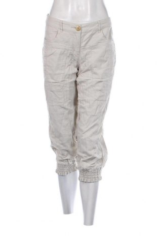 Дамски панталон Vero Moda, Размер M, Цвят Бежов, Цена 20,42 лв.