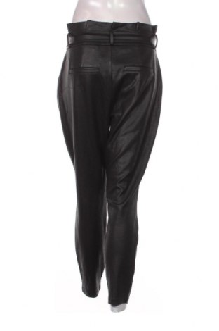 Γυναικείο παντελόνι Vero Moda, Μέγεθος M, Χρώμα Μαύρο, Τιμή 5,68 €