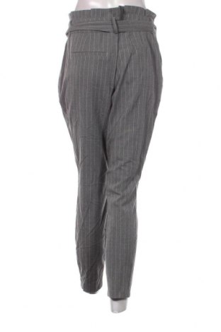 Дамски панталон Vero Moda, Размер L, Цвят Сив, Цена 8,10 лв.
