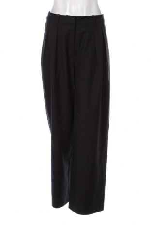 Pantaloni de femei Weekday, Mărime S, Culoare Negru, Preț 61,18 Lei