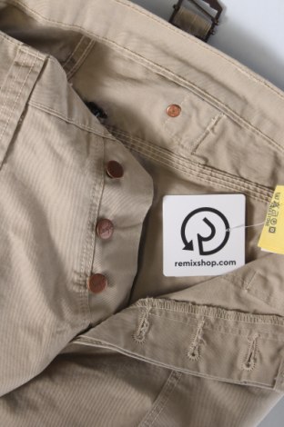 Дамски панталон Wrangler, Размер M, Цвят Бежов, Цена 117,02 лв.