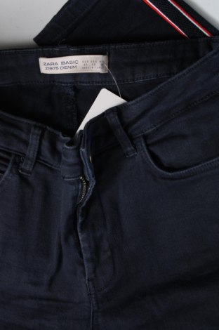 Pantaloni de femei Zara, Mărime M, Culoare Albastru, Preț 33,37 Lei