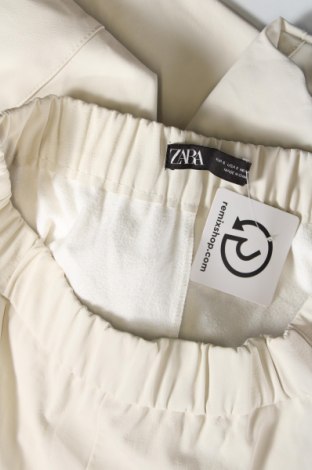 Γυναικείο παντελόνι Zara, Μέγεθος S, Χρώμα Λευκό, Τιμή 16,70 €