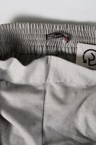 Pantaloni de femei Zara Trafaluc, Mărime XS, Culoare Gri, Preț 31,09 Lei