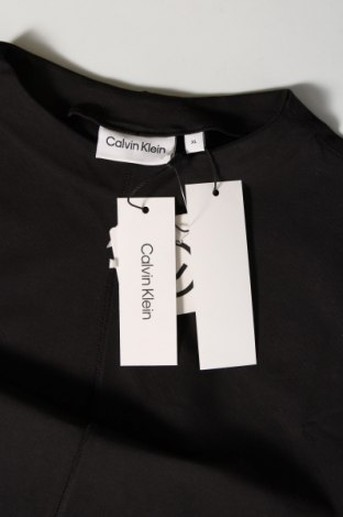 Γυναικείο αμάνικο μπλουζάκι Calvin Klein, Μέγεθος XL, Χρώμα Μαύρο, Τιμή 39,40 €