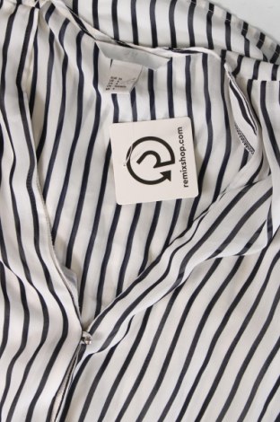 Γυναικείο αμάνικο μπλουζάκι H&M, Μέγεθος XS, Χρώμα Πολύχρωμο, Τιμή 3,57 €