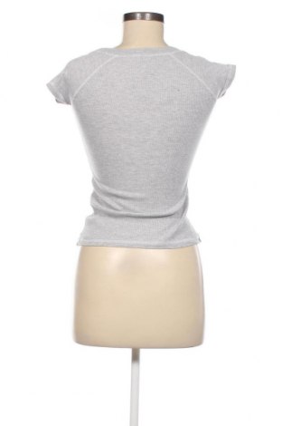 Γυναικείο αμάνικο μπλουζάκι Terranova, Μέγεθος S, Χρώμα Γκρί, Τιμή 3,60 €