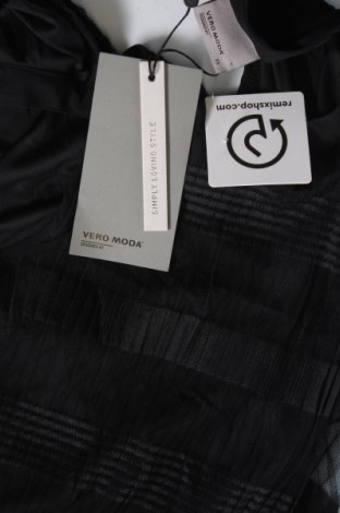 Γυναικείο αμάνικο μπλουζάκι Vero Moda, Μέγεθος XS, Χρώμα Μαύρο, Τιμή 9,92 €