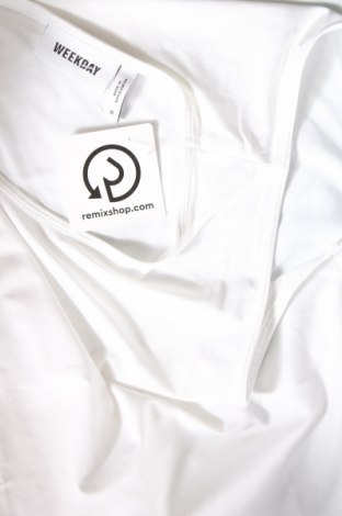 Γυναικείο αμάνικο μπλουζάκι Weekday, Μέγεθος M, Χρώμα Λευκό, Τιμή 12,37 €