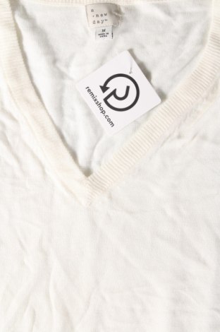 Γυναικείο πουλόβερ A New Day, Μέγεθος M, Χρώμα Εκρού, Τιμή 8,79 €