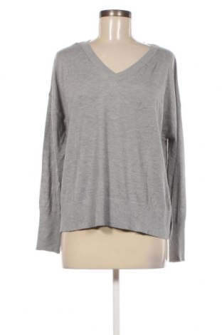 Γυναικείο πουλόβερ C&A, Μέγεθος M, Χρώμα Γκρί, Τιμή 8,25 €