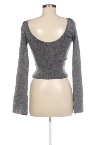 Дамски пуловер H&M Divided, Размер S, Цвят Сребрист, Цена 15,08 лв.